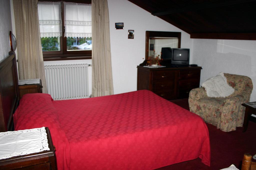 Albergo Martinet Vernante Oda fotoğraf