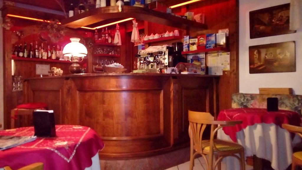 Albergo Martinet Vernante Dış mekan fotoğraf